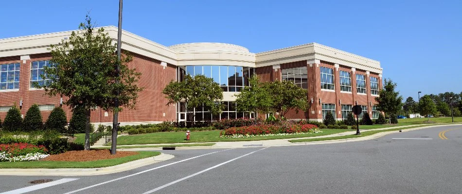 Commercial property with green lawn and nice landscaping in Longmont, CO.
