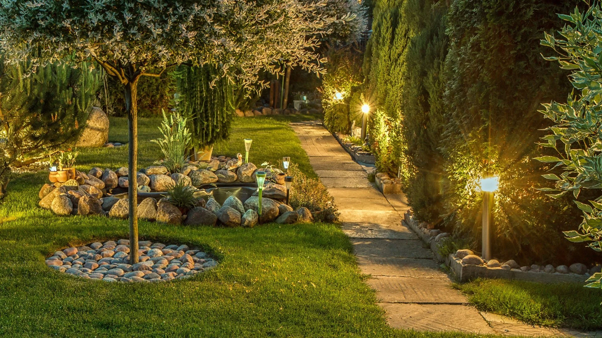 Don't Use Any Other Bulbs Besides LED for Your Landscape Lighting!